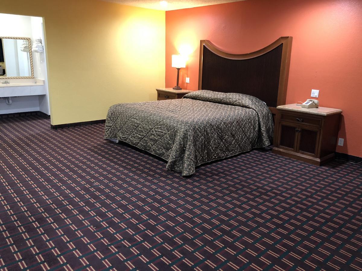 Los Angeles Inn & Suites - Lax West Athens Dış mekan fotoğraf