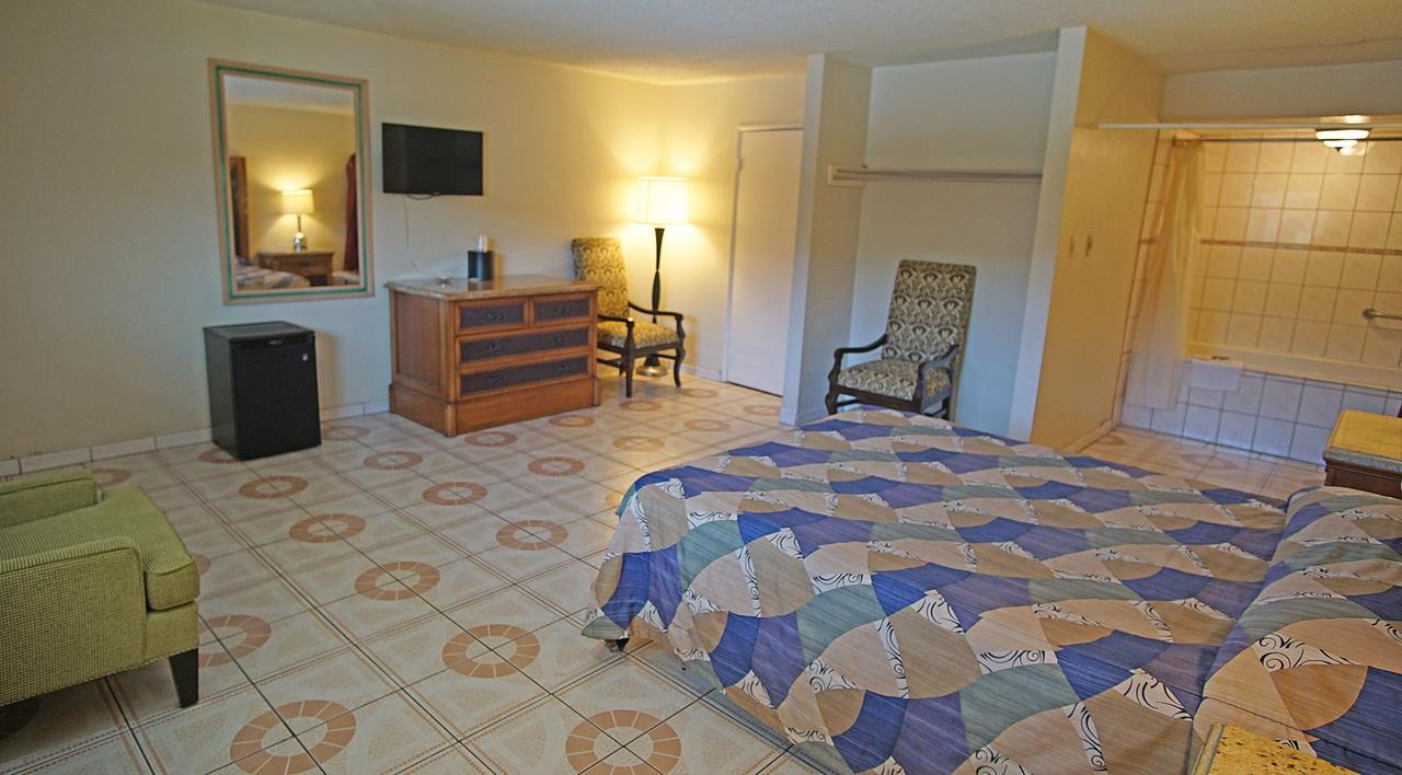 Los Angeles Inn & Suites - Lax West Athens Dış mekan fotoğraf