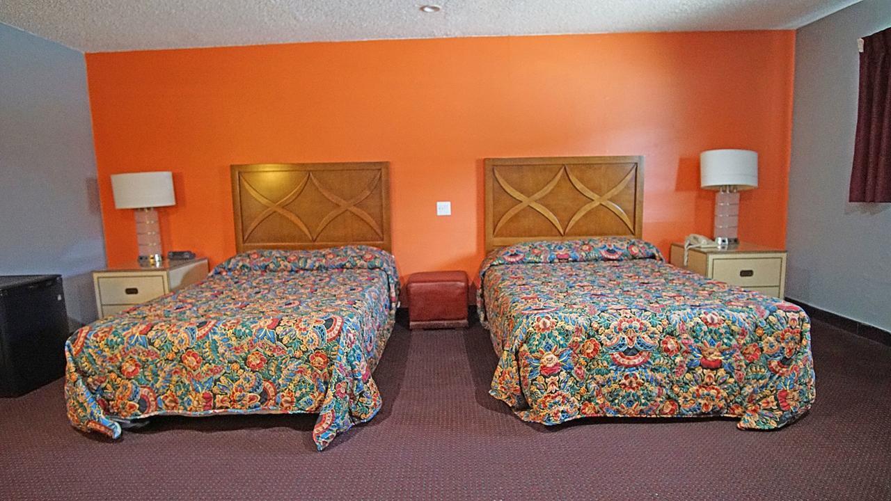Los Angeles Inn & Suites - Lax West Athens Dış mekan fotoğraf